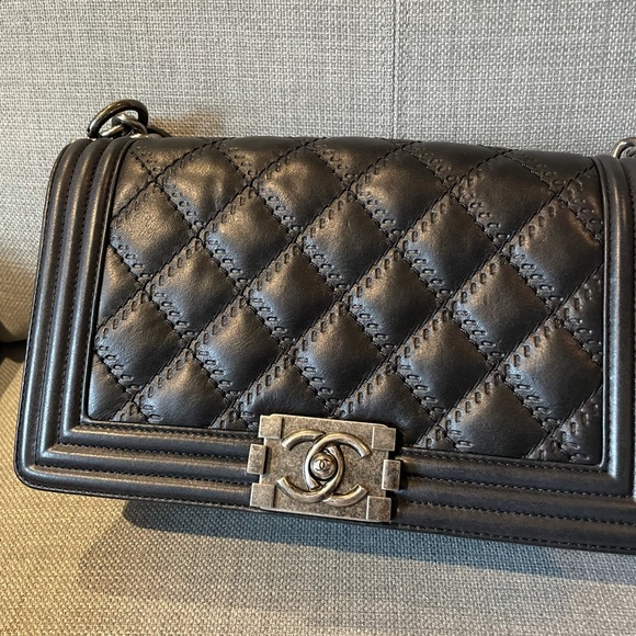 Chanel le boy medium - Picture 8 of 16